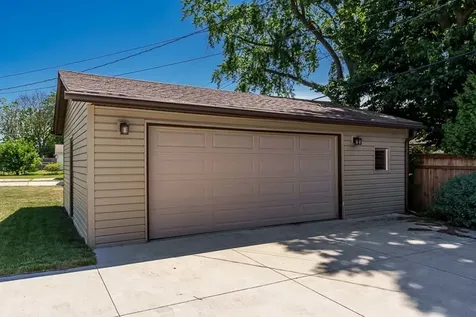 2328 Sharon Avenue Rockford IL 61103
