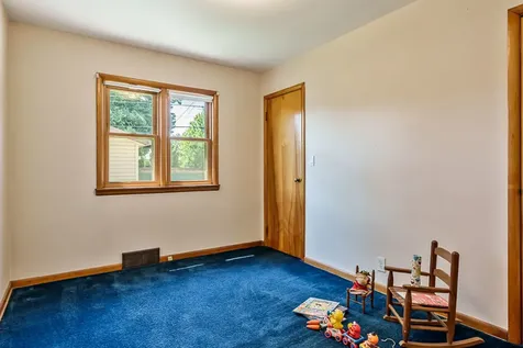 2328 Sharon Avenue Rockford IL 61103