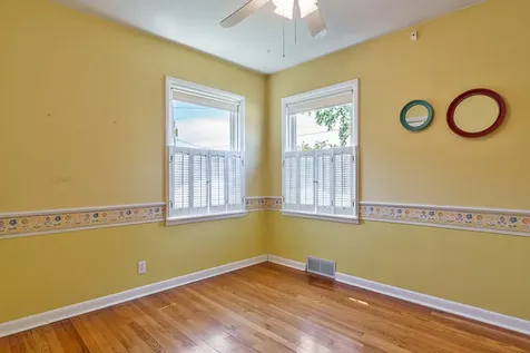2328 Sharon Avenue Rockford IL 61103