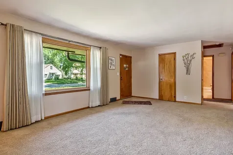 2328 Sharon Avenue Rockford IL 61103