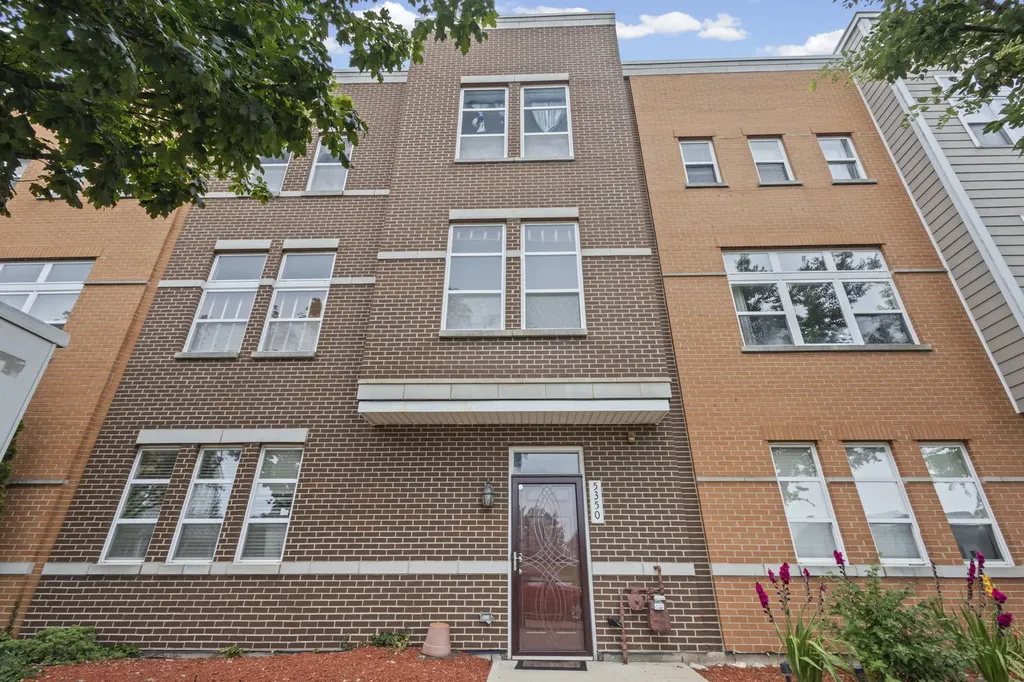 5350 West Hanson Avenue Chicago IL 60639