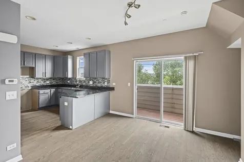5350 West Hanson Avenue Chicago IL 60639