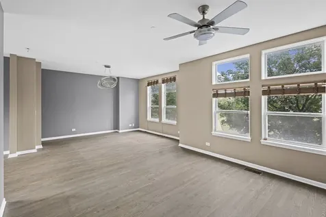 5350 West Hanson Avenue Chicago IL 60639