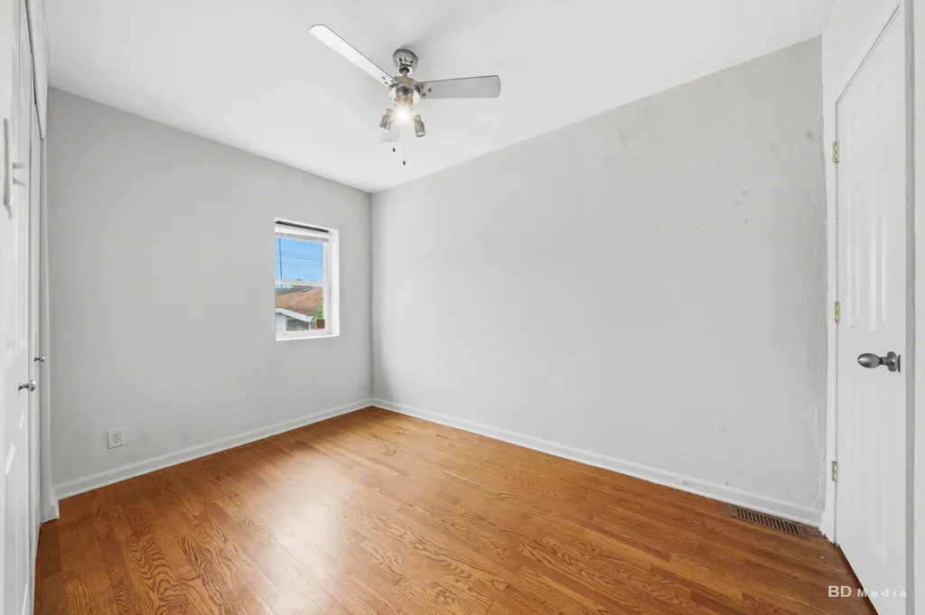 9648 South Eggleston Avenue Chicago IL 60628