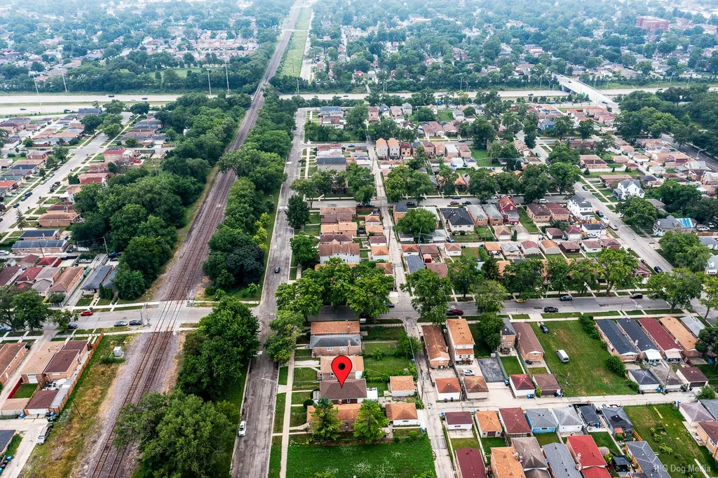 9648 South Eggleston Avenue Chicago IL 60628