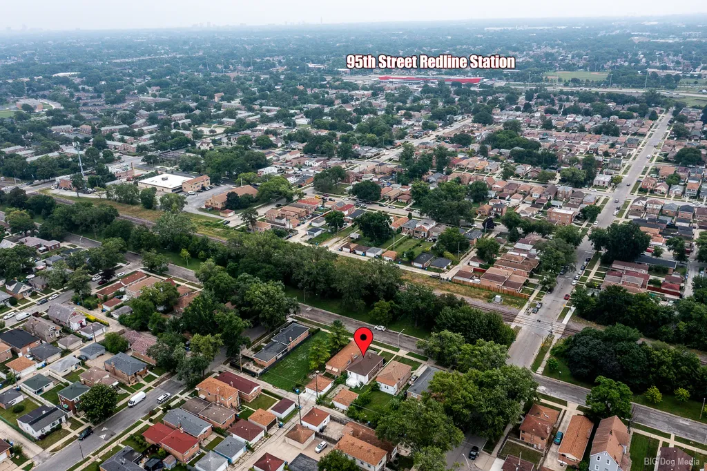 9648 South Eggleston Avenue Chicago IL 60628