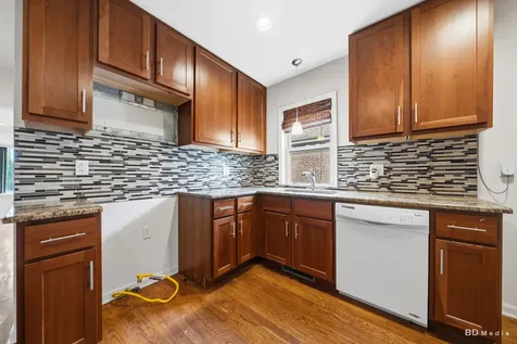 9648 South Eggleston Avenue Chicago IL 60628