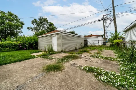 9648 South Eggleston Avenue Chicago IL 60628
