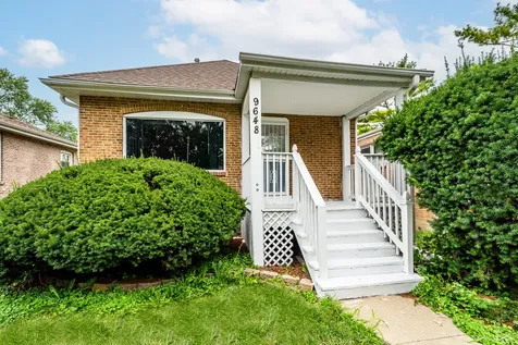 9648 South Eggleston Avenue Chicago IL 60628