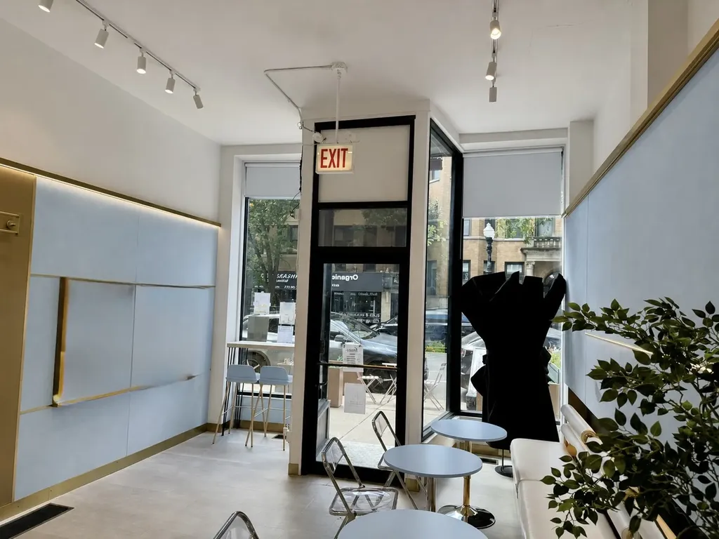 9999 North Confidential Street Chicago IL 60657