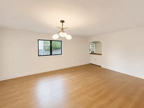 707 West Woodland Road Lake Bluff IL 60044