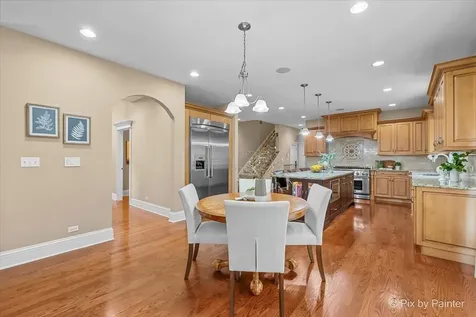 320 North Waynes Court Palatine IL 60067