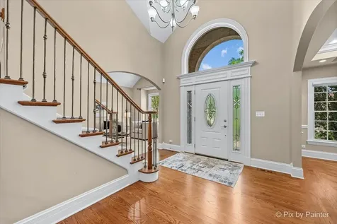 320 North Waynes Court Palatine IL 60067