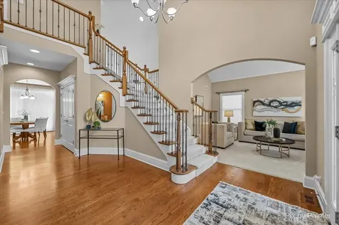 320 North Waynes Court Palatine IL 60067
