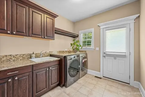 320 North Waynes Court Palatine IL 60067
