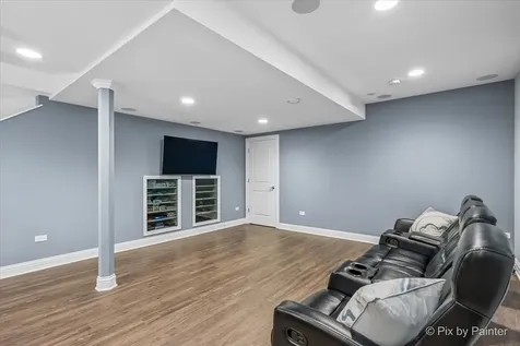 320 North Waynes Court Palatine IL 60067