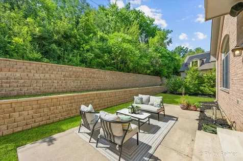 320 North Waynes Court Palatine IL 60067