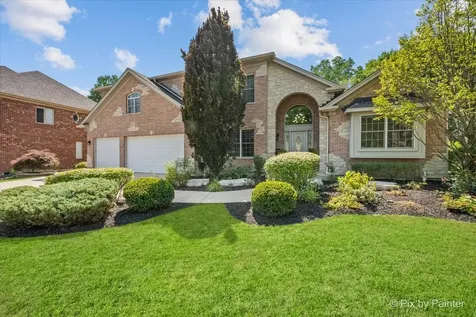 320 North Waynes Court Palatine IL 60067