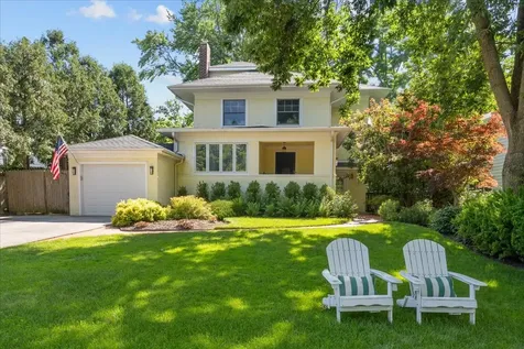 411 East Illinois Road Lake Forest IL 60045