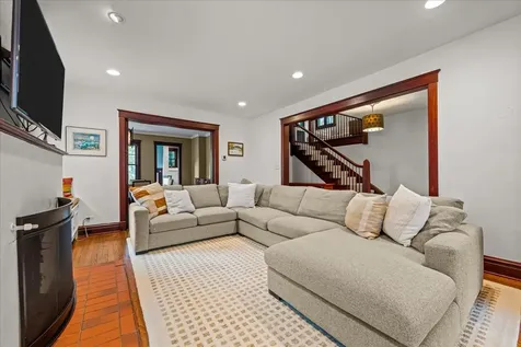 411 East Illinois Road Lake Forest IL 60045