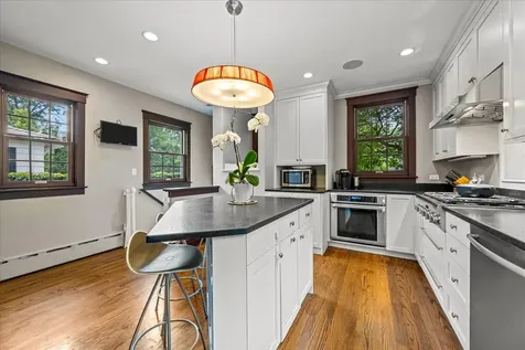 411 East Illinois Road Lake Forest IL 60045
