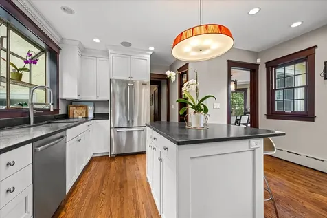 411 East Illinois Road Lake Forest IL 60045
