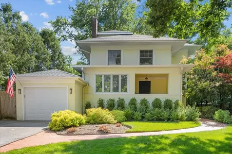 411 East Illinois Road Lake Forest IL 60045