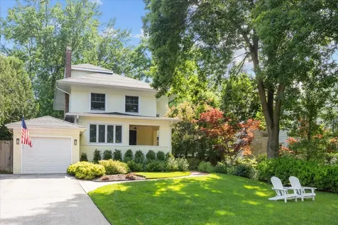 411 East Illinois Road Lake Forest IL 60045