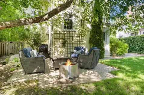 411 East Illinois Road Lake Forest IL 60045