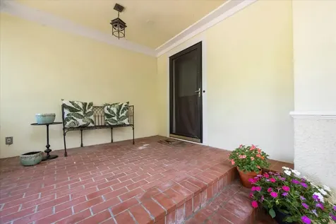 411 East Illinois Road Lake Forest IL 60045