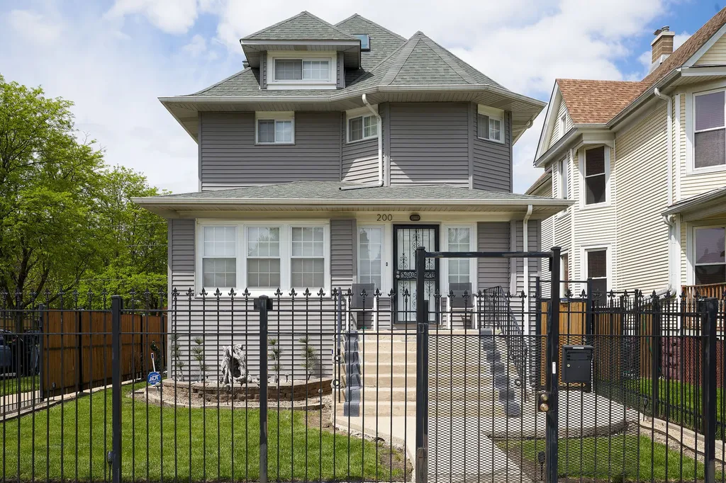 200 North Mayfield Avenue Chicago IL 60644
