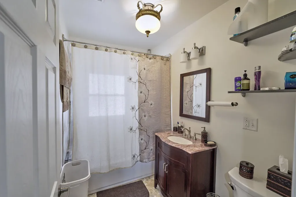 200 North Mayfield Avenue Chicago IL 60644