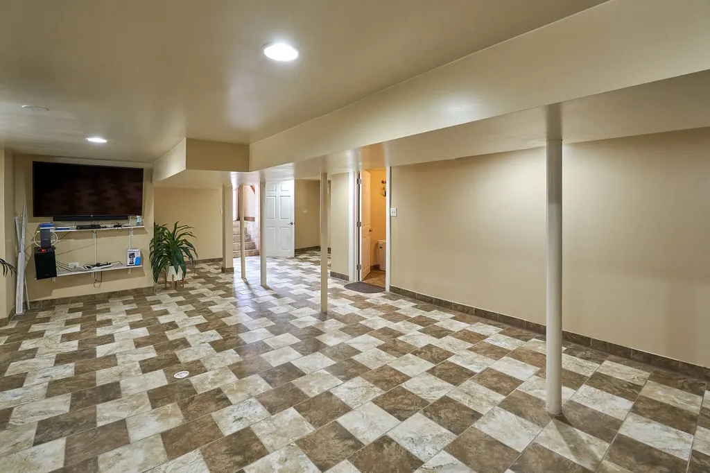 200 North Mayfield Avenue Chicago IL 60644
