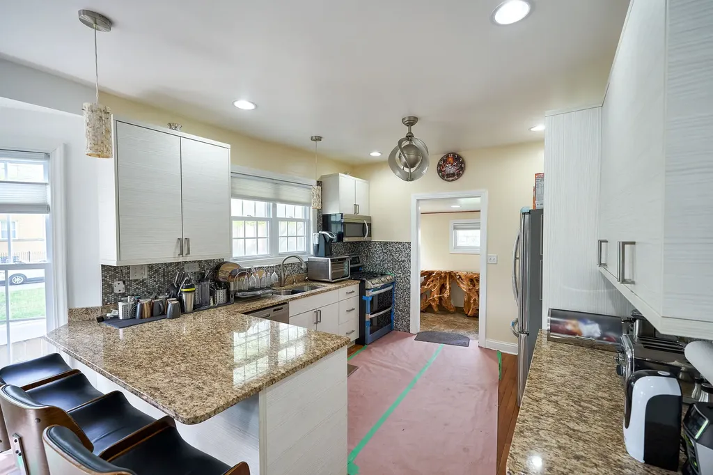200 North Mayfield Avenue Chicago IL 60644