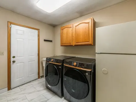 23 Squire Road Hawthorn Woods IL 60047