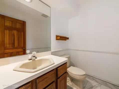 23 Squire Road Hawthorn Woods IL 60047