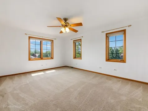 23 Squire Road Hawthorn Woods IL 60047