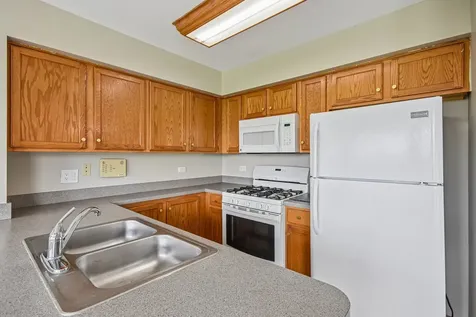 3193 Ketch Court Aurora IL 60503