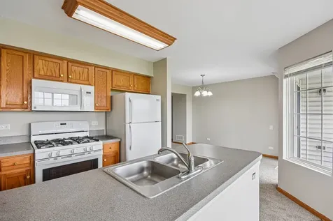 3193 Ketch Court Aurora IL 60503