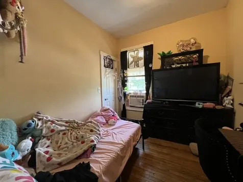 956 North Central Park Avenue Chicago IL 60651