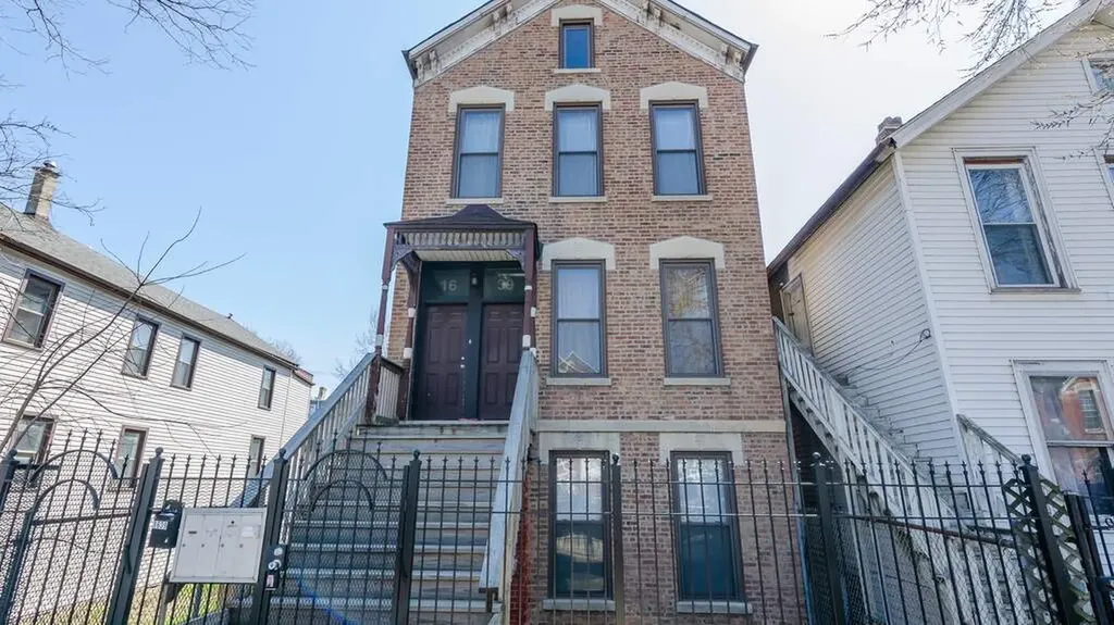 1639 West 21st Place Chicago IL 60608