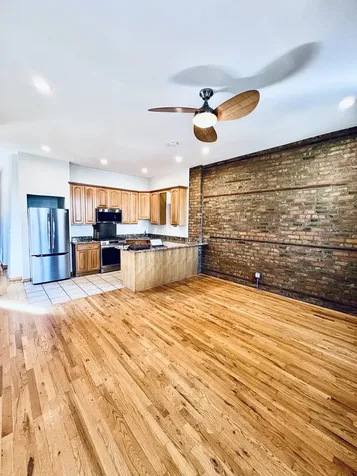 1639 West 21st Place Chicago IL 60608
