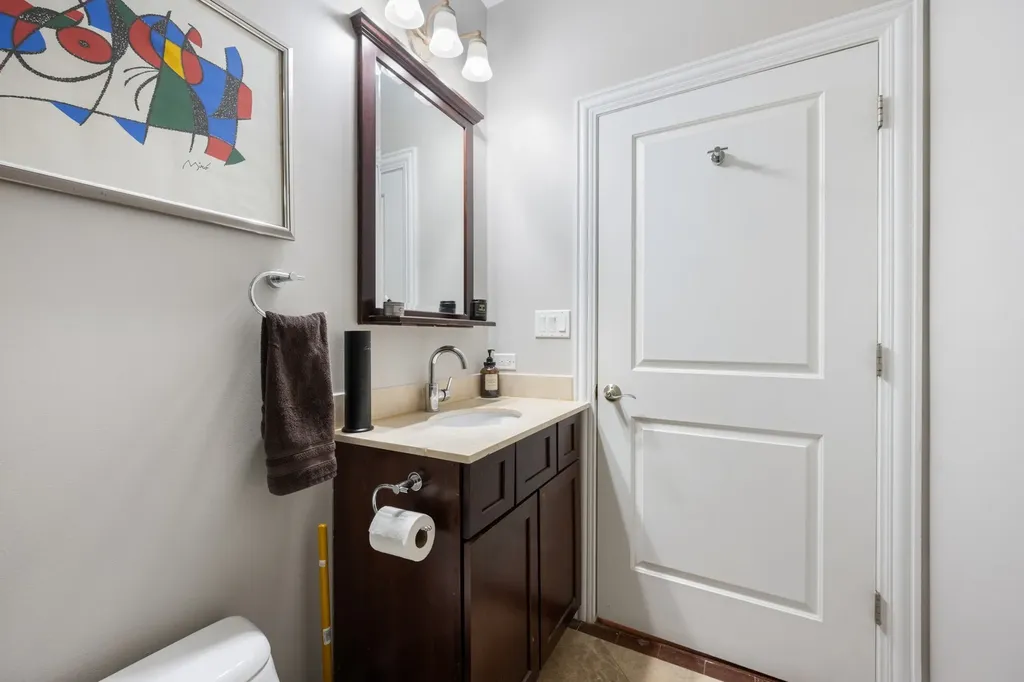 4755 North Kilbourn Avenue Chicago IL 60630