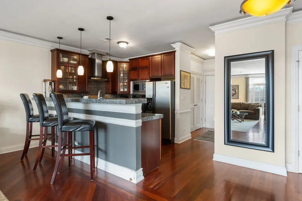 4755 North Kilbourn Avenue Chicago IL 60630