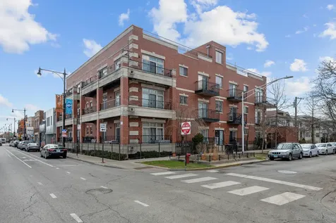 4755 North Kilbourn Avenue Chicago IL 60630