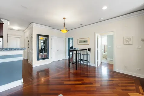 4755 North Kilbourn Avenue Chicago IL 60630