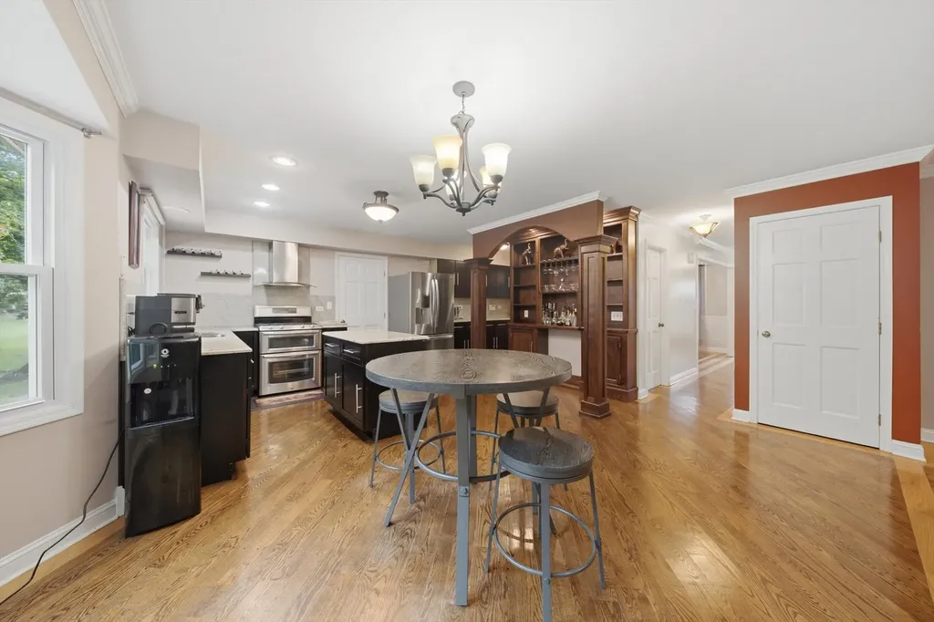 743 Dunham Lane Bolingbrook IL 60440
