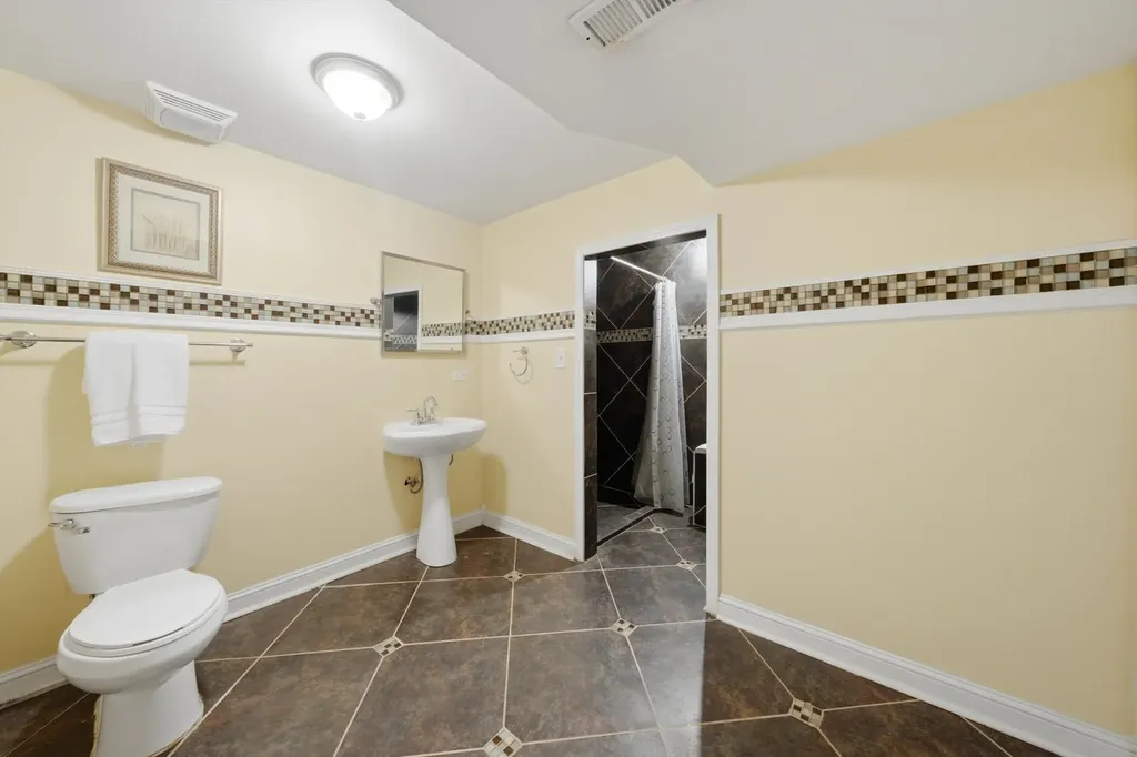 743 Dunham Lane Bolingbrook IL 60440