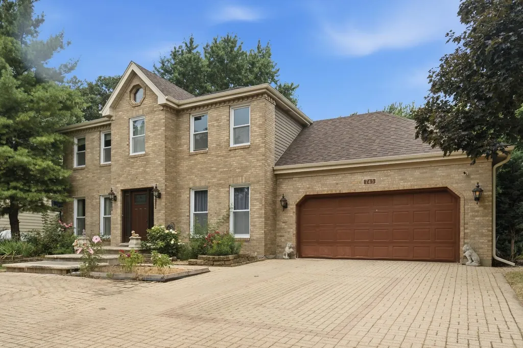 743 Dunham Lane Bolingbrook IL 60440