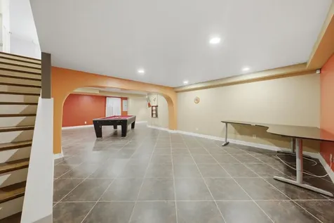 743 Dunham Lane Bolingbrook IL 60440